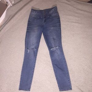 High waisted jeans